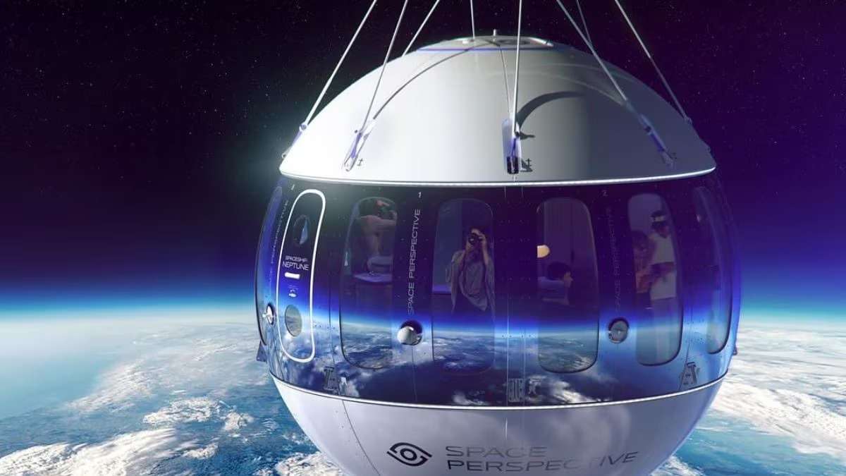 Dinner in space 1 lakh feet above Earth, cost Rs 4.10 crore.